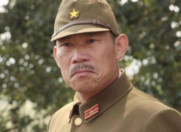 《亮劍》黑島森田和段鵬重聚,兩人戲內雖然是敵人,戲外卻是好友 《亮劍》黑島森田和段鵬重聚,兩人戲內雖然是敵人,戲外卻是好友