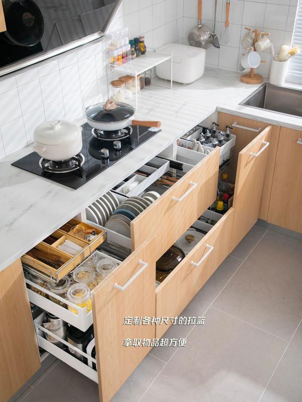 很慶幸，廚房裝修堅持增加7個設計，小空間也能越用越順心