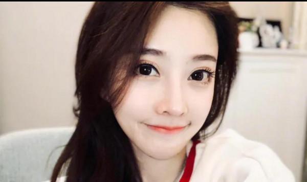 中國十大網紅收入榜:李子柒22億排第四,李佳琦46億排第二 中國十大網紅收入榜:李子柒22億排第四,李佳琦46億排第二