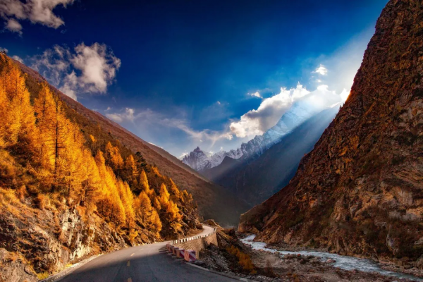 新疆風景最美的10條公路,你心動哪一條? 新疆風景最美的10條公路,你心動哪一條?