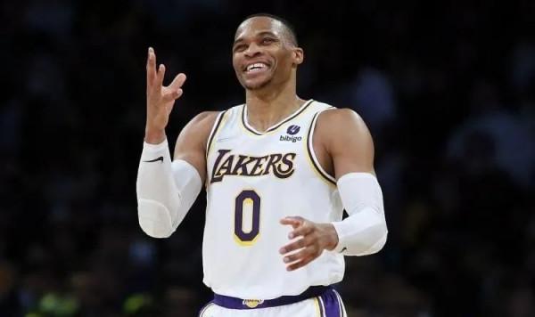 逗妹吐槽：皇馬球迷：我的比利時父親和克羅埃西亞母親