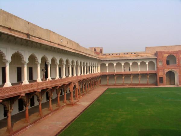 探訪莫臥兒王朝的都城——阿格拉堡 探訪莫臥兒王朝的都城——阿格拉堡