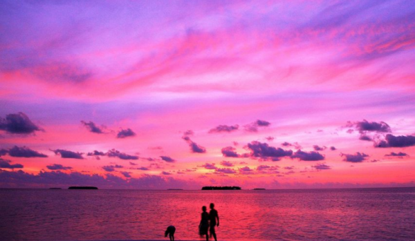 民間故事：女子買醬貨，直言太鹹了，男子聽聞不怒反笑