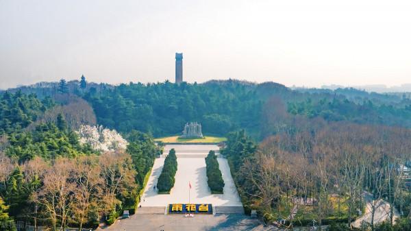 烈士子女有哪些待遇？烈士家屬還包括哪些人員？