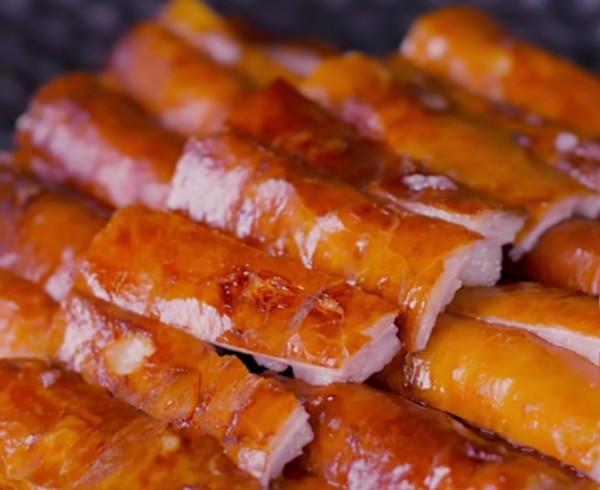 解鎖肥腸的N種花樣吃法——脆皮肥腸，外酥裡嫩，一口下去超滿足