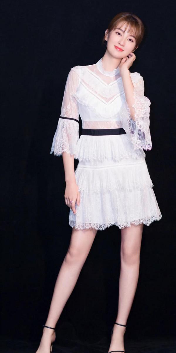 喬欣，膚白貌美的她，妥妥的氣質女神