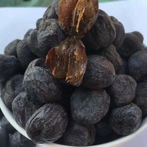 雲南的各種奇葩水果，吃法獨特，我還能叫出17種，都認識算你厲害