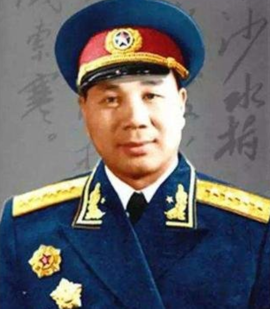 1958年一位司令員闖入中南海遭阻攔，毛主席不怒反笑：你個土佬呦