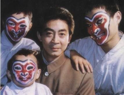 同樣是演“孫悟空”，六小齡童和黃渤放在一起，差別就出來了