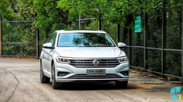 大眾朗逸跌落神壇,日產軒逸摘得冠軍!2021年轎車銷量前十盤點 大眾朗逸跌落神壇,日產軒逸摘得冠軍!2021年轎車銷量前十盤點