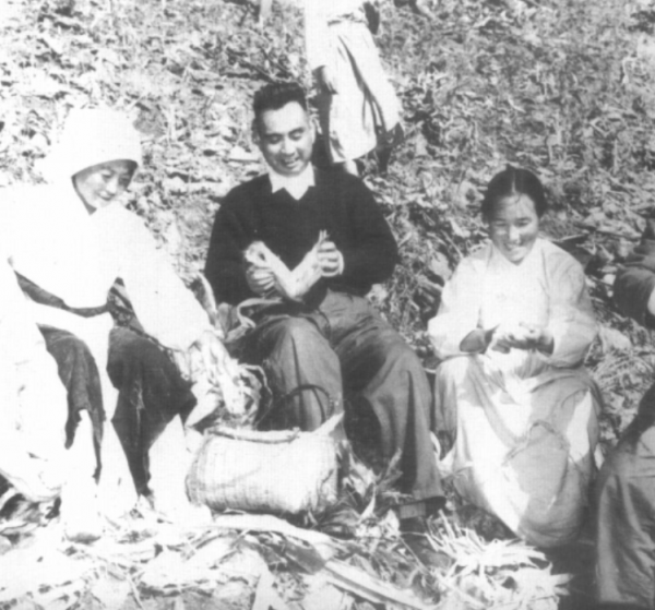 1982年，開國上將楊勇咳嗽不止，醫生一摸腹部：肝怎麼掉下來了？