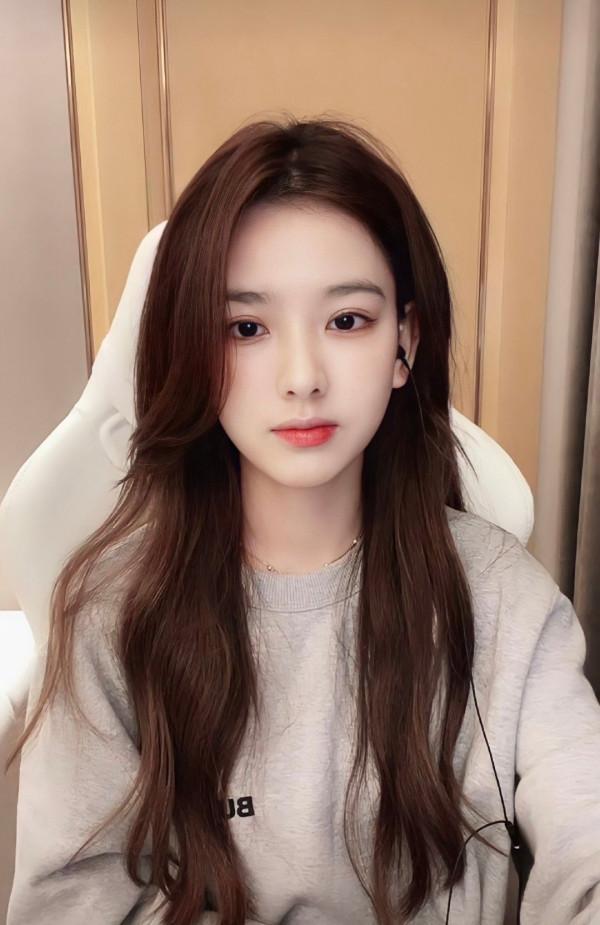 和王思聰硬剛到底,和鐵山靠互懟互罵的孫一寧,現在怎麼樣了? 和王思聰硬剛到底,和鐵山靠互懟互罵的孫一寧,現在怎麼樣了?