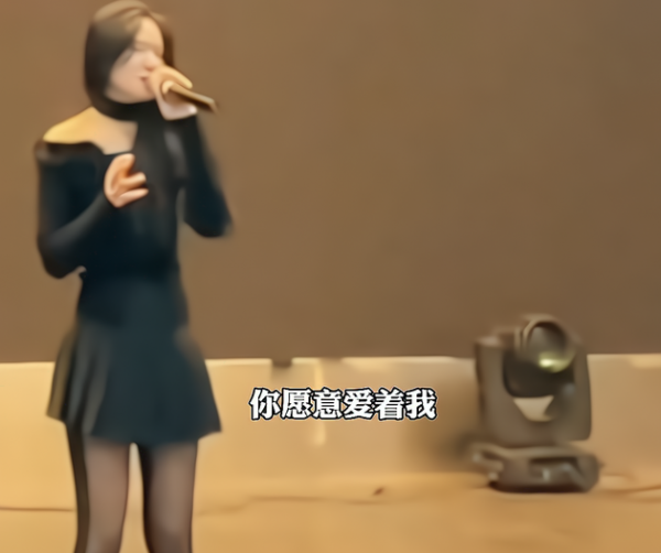 南藝女大學生期末考試，有顏有才有氣質，評論區卻化身&OpenCurlyDoubleQuote;檸檬精&rdquo;