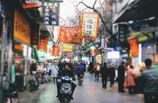 國內值得推薦的4條美食街,連本地人都愛去,你逛過幾條? 國內值得推薦的4條美食街,連本地人都愛去,你逛過幾條?