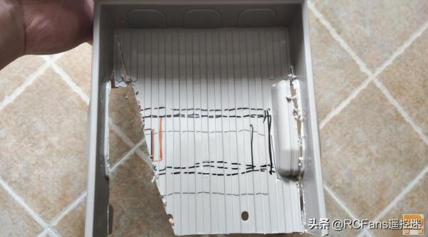 潮白怪獸-閉門造車-135號大腳LCG賽車