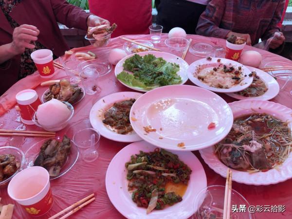 西安長安農村流水席,早上臊子面,中午正席16個菜 西安長安農村流水席,早上臊子面,中午正席16個菜