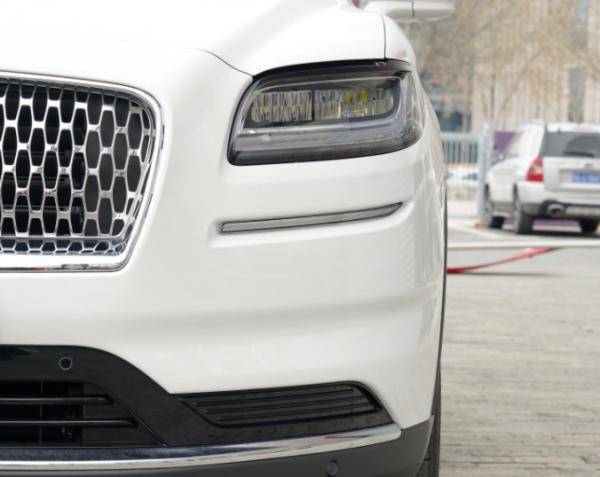 二線豪華SUV對比:林肯航海家or沃爾沃XC60誰更好? 二線豪華SUV對比:林肯航海家or沃爾沃XC60誰更好?