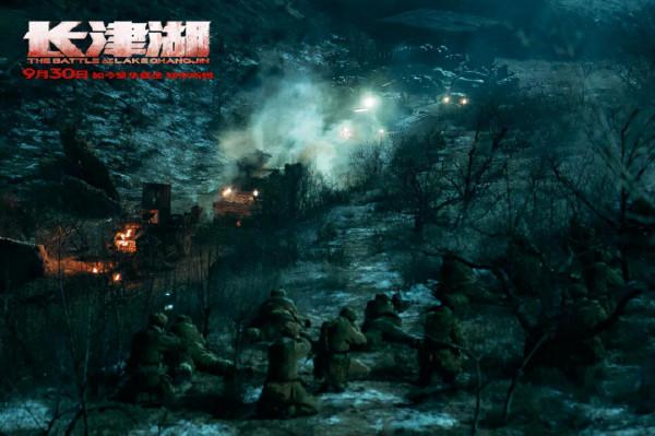 3天票房9億破11項紀錄，《長津湖》火了，吳京易烊千璽又塑經典