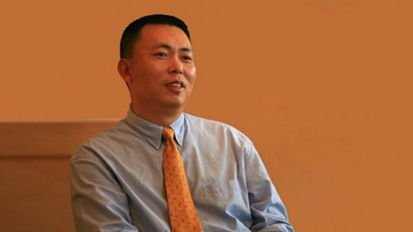 無償捐出1000億,放棄首富位置,41歲黃崢成為激流勇退的傳奇 無償捐出1000億,放棄首富位置,41歲黃崢成為激流勇退的傳奇