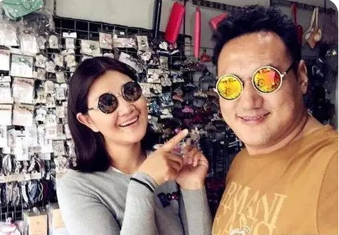 半生苦難，半生幸福，降央卓瑪和婆婆處成母女，明目張膽幫孃家