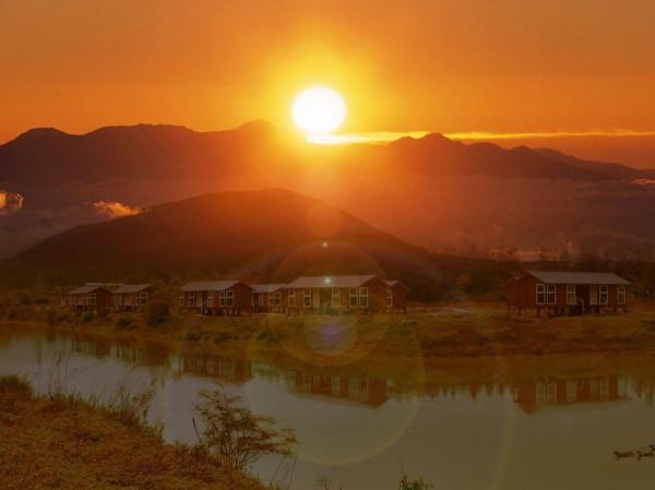 據說，那裡很美有一道一千萬年前形成的絕美傷痕那就是廣東大峽谷