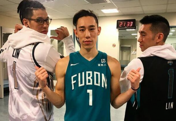 林書豪親弟弟，1米83，自稱模板庫裡！打了6年臺灣聯賽，水平如何