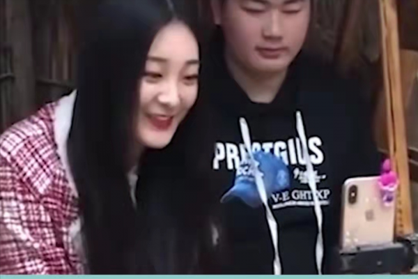 女人，有權自主今生。大衣哥的兒媳陳亞男錯在哪裡？