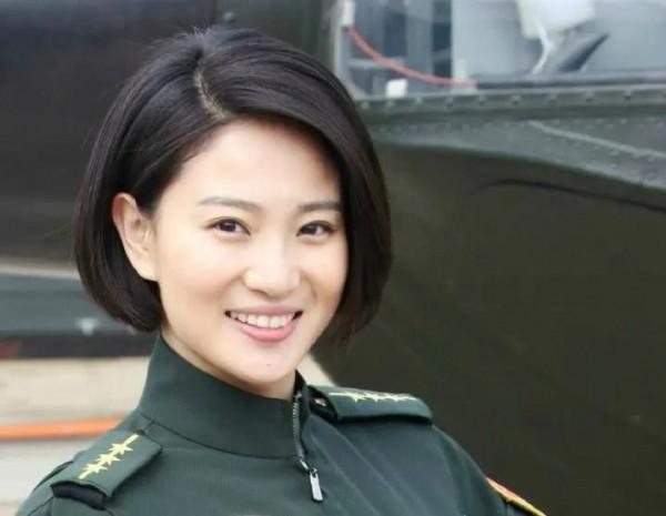 矯揉造作就別演軍旅劇了，這9位女星告訴你，什麼叫軍人那股勁兒