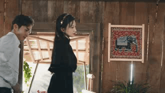 《聞香識公子》被群嘲？景甜被修成大頭娃娃魚，龔俊懸浮外太空？