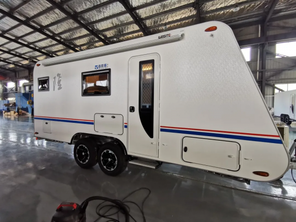 喜順隆旅行家640雙軸版:兩款個性內飾 中式廚衛設計 空間利用率超高