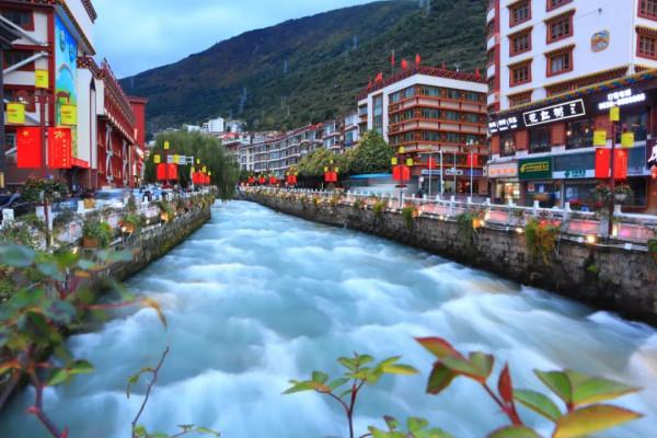 最美318 | 一路向西,帶你走進“中國人的景觀大道” 最美318 | 一路向西,帶你走進“中國人的景觀大道”