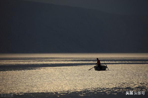 何其徒然,何其美 何其徒然,何其美