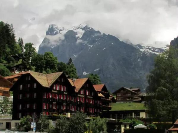 瑞士之行——從蒙特勒到格林瓦爾德