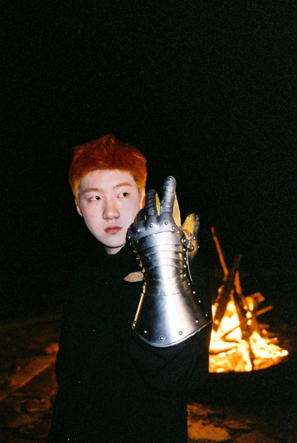 在新專輯預熱了兩年以後，Capper決定對整個說唱圈實施降維打擊