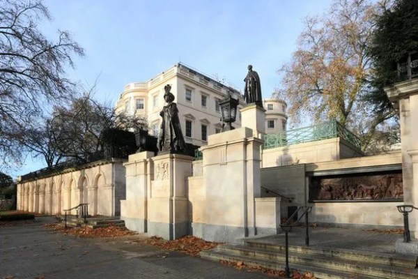 英國頂級豪宅大賞：美國富豪擲1.8億購買英國首相宅邸