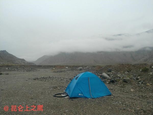 崑崙山的穿越——花石峽、冬給措納湖至香日德