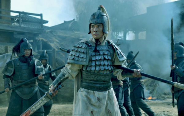 《前行者》聶遠憑唐賢平再出圈，觀眾的眼睛都被勾走了