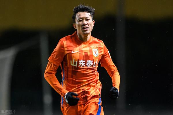 評分山東泰山冠軍戰：小金髮光、老費定鼎，德爾加多有組織無紀律