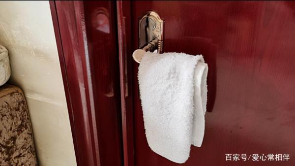 孩子嘴太乾,還出了血,是水喝得少嗎?醫生的建議讓家長明白真相 孩子嘴太乾,還出了血,是水喝得少嗎?醫生的建議讓家長明白真相