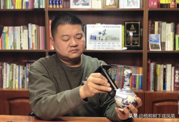 三個山西人用醬油做假古董騙人,謊稱從墓裡挖出,懂行的連連被騙 三個山西人用醬油做假古董騙人,謊稱從墓裡挖出,懂行的連連被騙