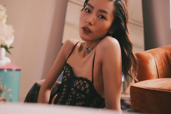 劉雯嫵媚動人 劉雯嫵媚動人