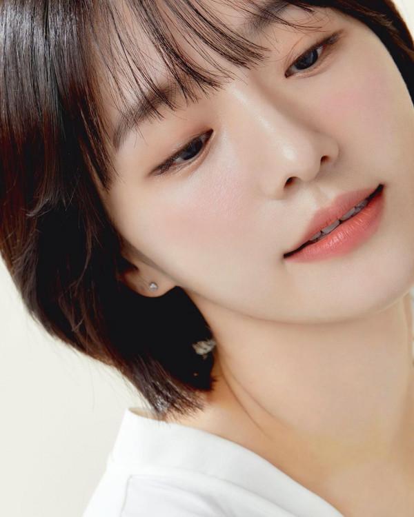 就算演配角氣場被碾壓，也不能否認她的美貌吧？