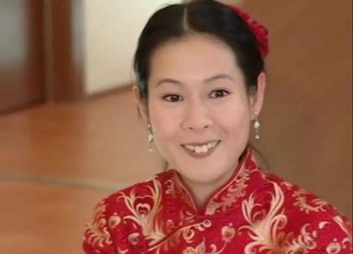 《粉紅女郎》開播18年,四個女孩四種人生,萬人迷依舊是心頭最愛 《粉紅女郎》開播18年,四個女孩四種人生,萬人迷依舊是心頭最愛