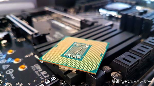 投行報告稱AMD部分晶片將交給三星代工,解算Z690主機板成本高在哪 投行報告稱AMD部分晶片將交給三星代工,解算Z690主機板成本高在哪