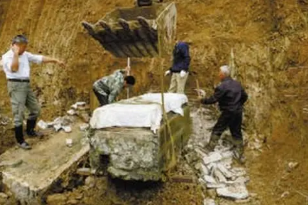 山東出土一古墓，其中發現五歲“小新娘”，背後隱藏虐心皇家史