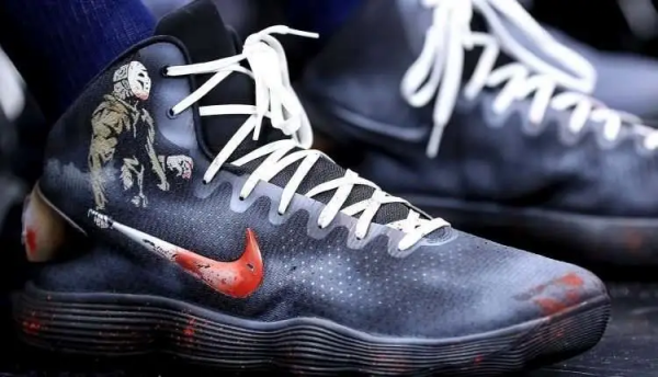 偷懶還是有料？！Nike還在用四年前的科技...