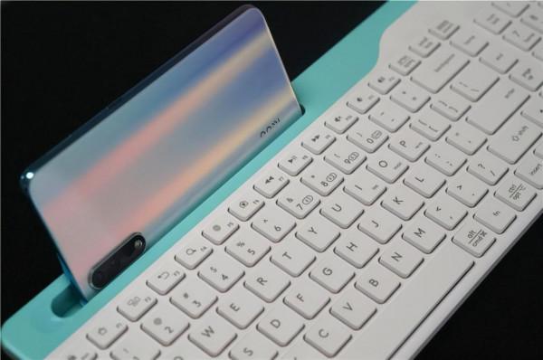 重溫經典,雙飛燕飛時代系列藍芽、無線雙模鍵鼠評測 重溫經典,雙飛燕飛時代系列藍芽、無線雙模鍵鼠評測