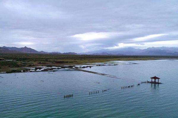 坦克300環青海Day2:體驗水天一線的“雙湖”,小柴旦救援BJ40! 坦克300環青海Day2:體驗水天一線的“雙湖”,小柴旦救援BJ40!