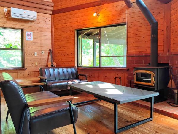 您現在可以在日本租用整座山和鄉村小屋