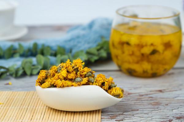 半夜突發腦梗離世，這幾種症狀要重視